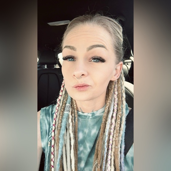 Meet your Posher, Chris - Picture 11 of 17